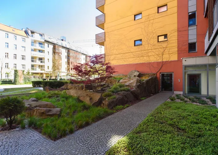 Elegancki Apartament Od Dziedzinca, Parking, Rynek 700 M
