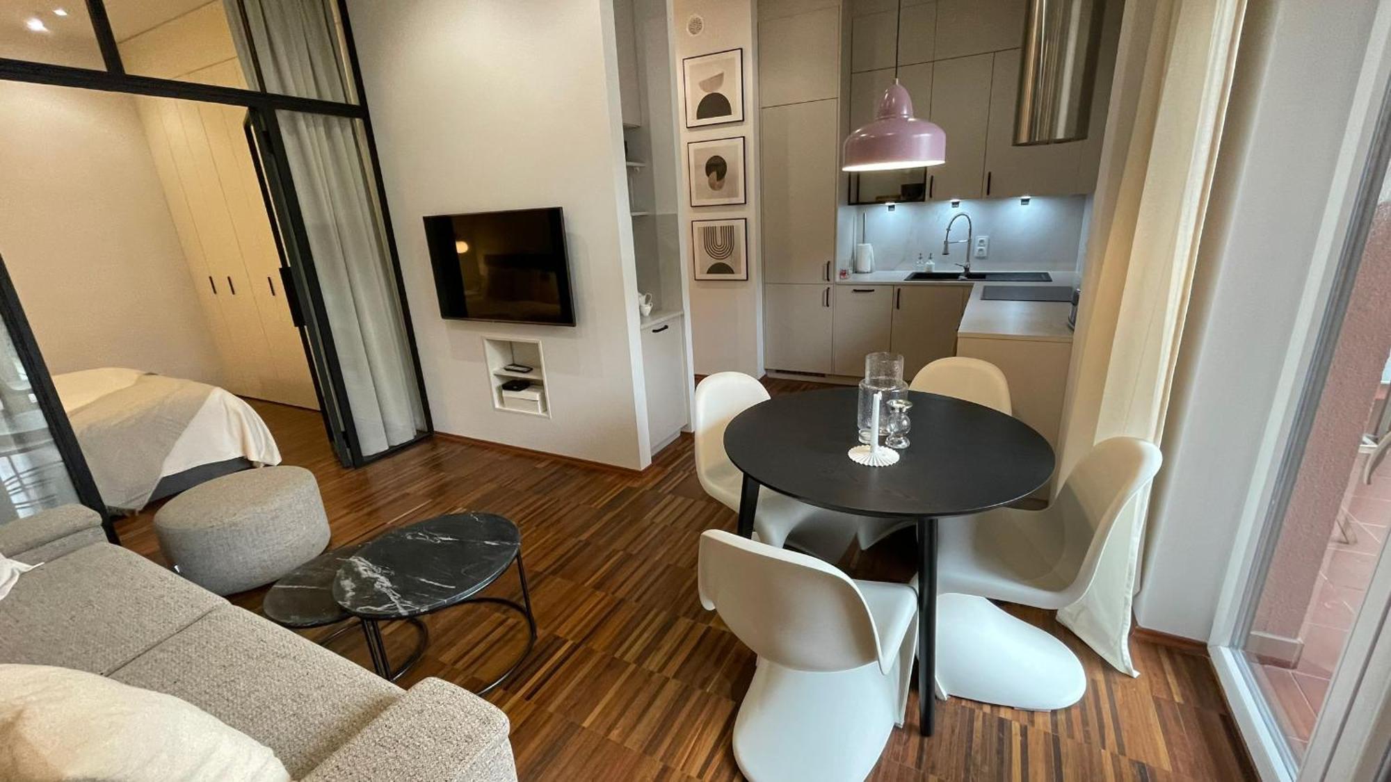 Apartment Elegancki Od Dziedzinca, Parking, Rynek 700 M *