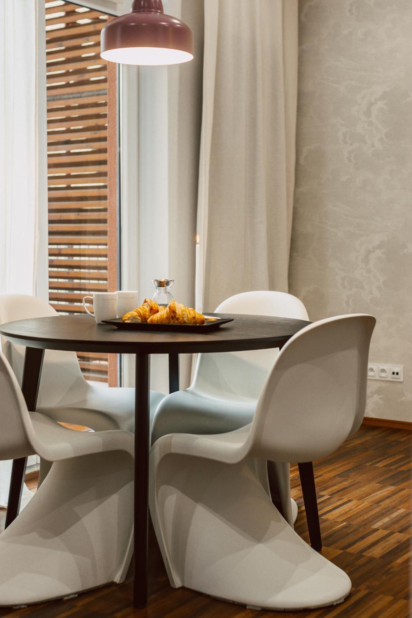 Elegancki Od Dziedzinca, Parking, Rynek 700 M Wroclaw