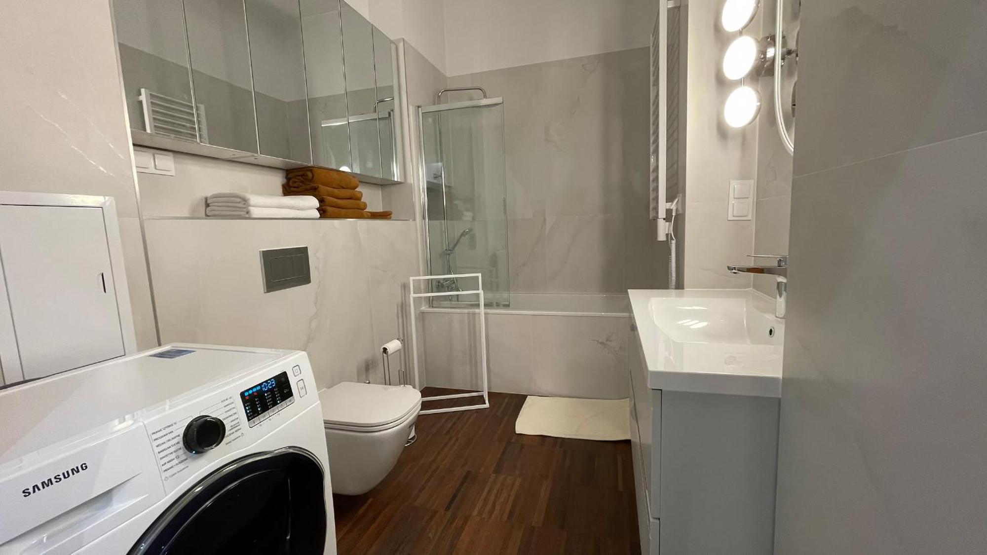 Apartment Elegancki Od Dziedzinca, Parking, Rynek 700 M